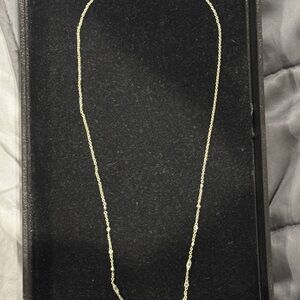 Elegant Gold Chain Necklace